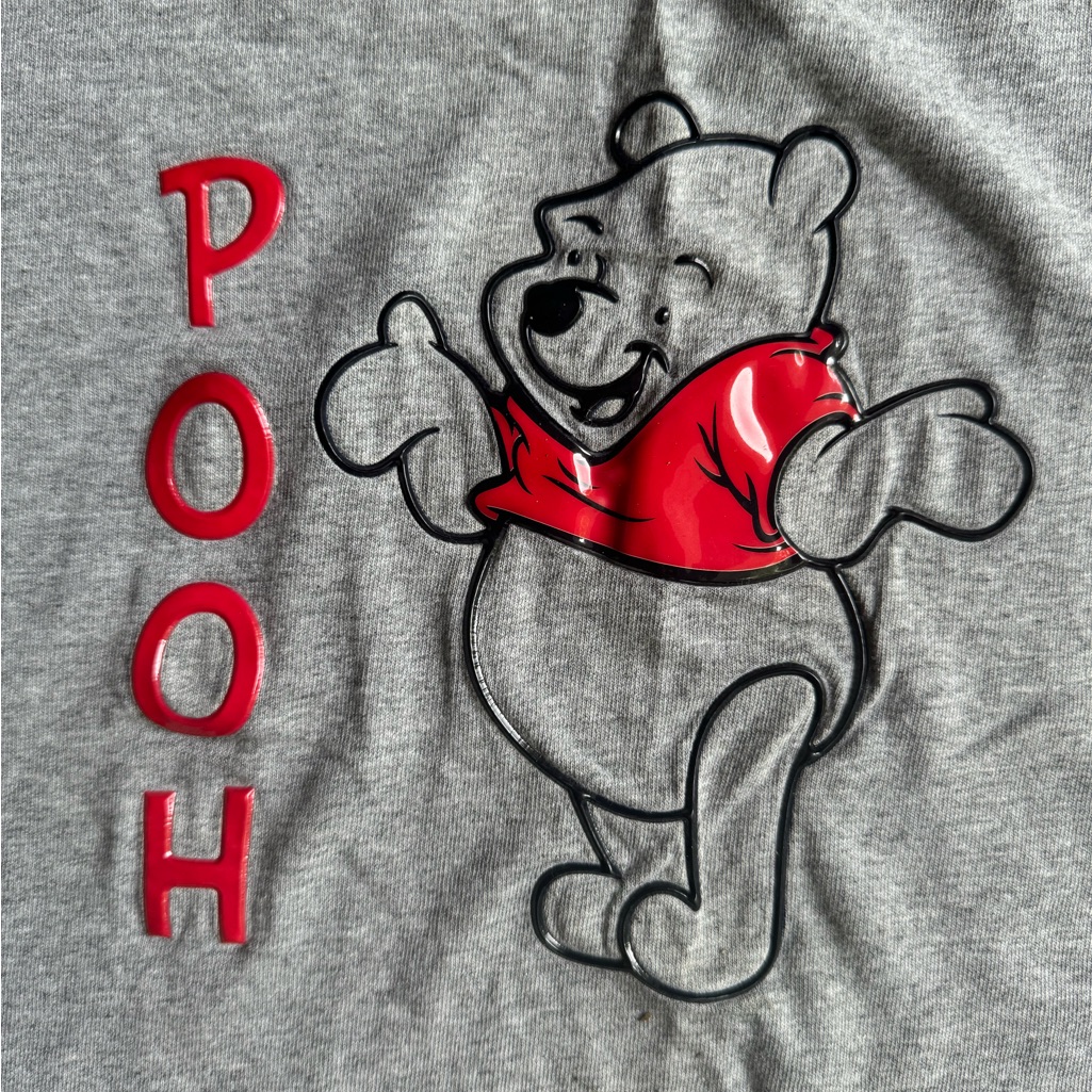 Vintage Pooh Disney Store Tshirt